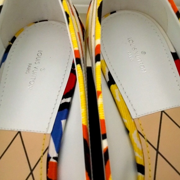 Louis Vuitton flats - Picture 8 of 11